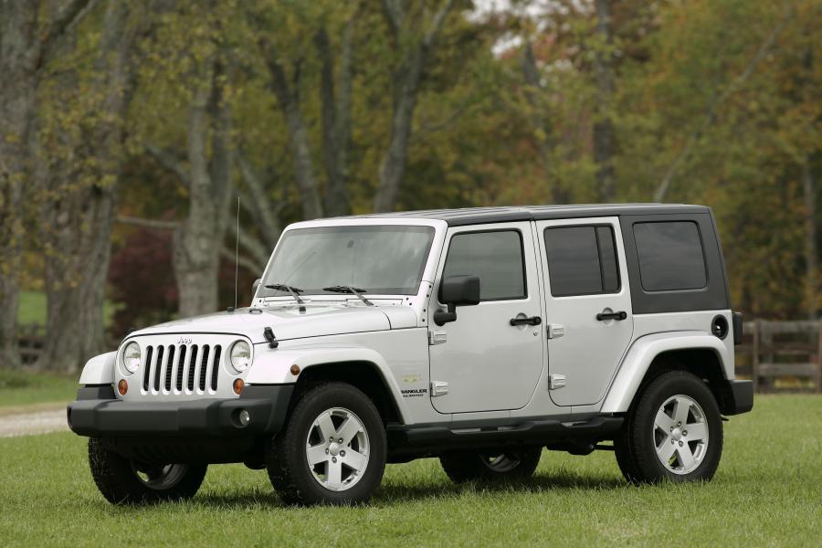  Jeep Wrangler Sahara Unlimited 2006 года  (фото 54 из 121)